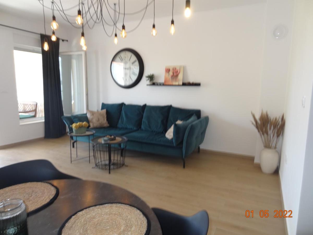 Ferienwohnung Fantazija Vodice Exterior foto